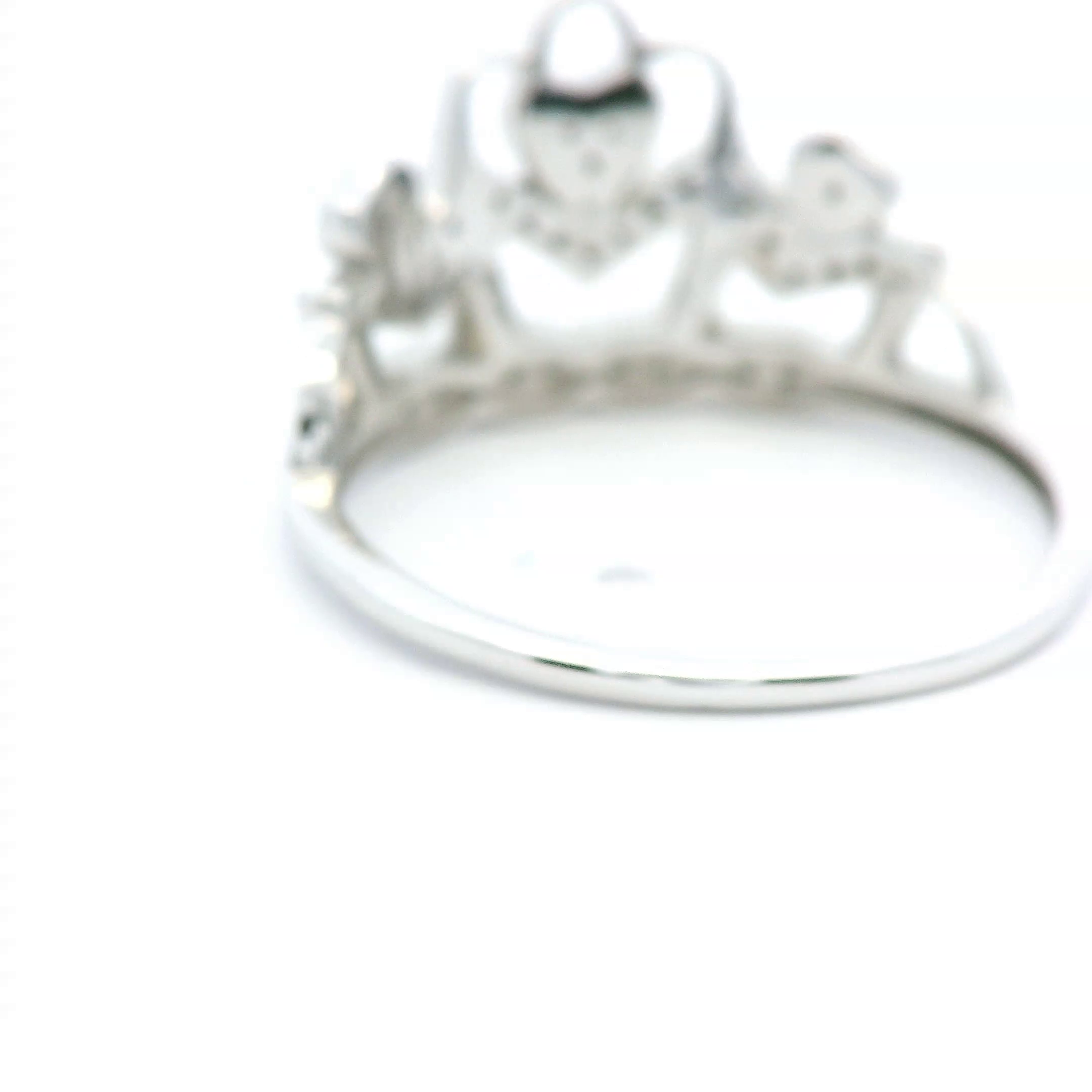 RING 14KW 0.15CTW DIAMOND PRINCESS CROWN RING