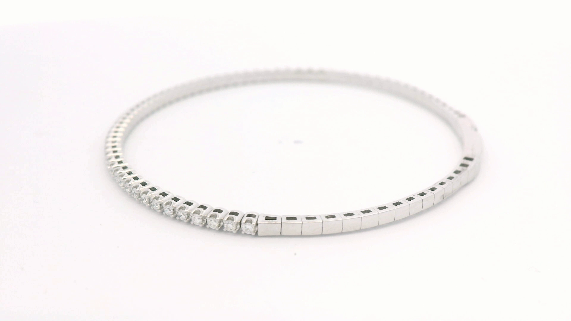 BRACELET 14KW 2.00CT 60MM 1.70MM 90 STONES 4-PRONG FULL DIAMOND