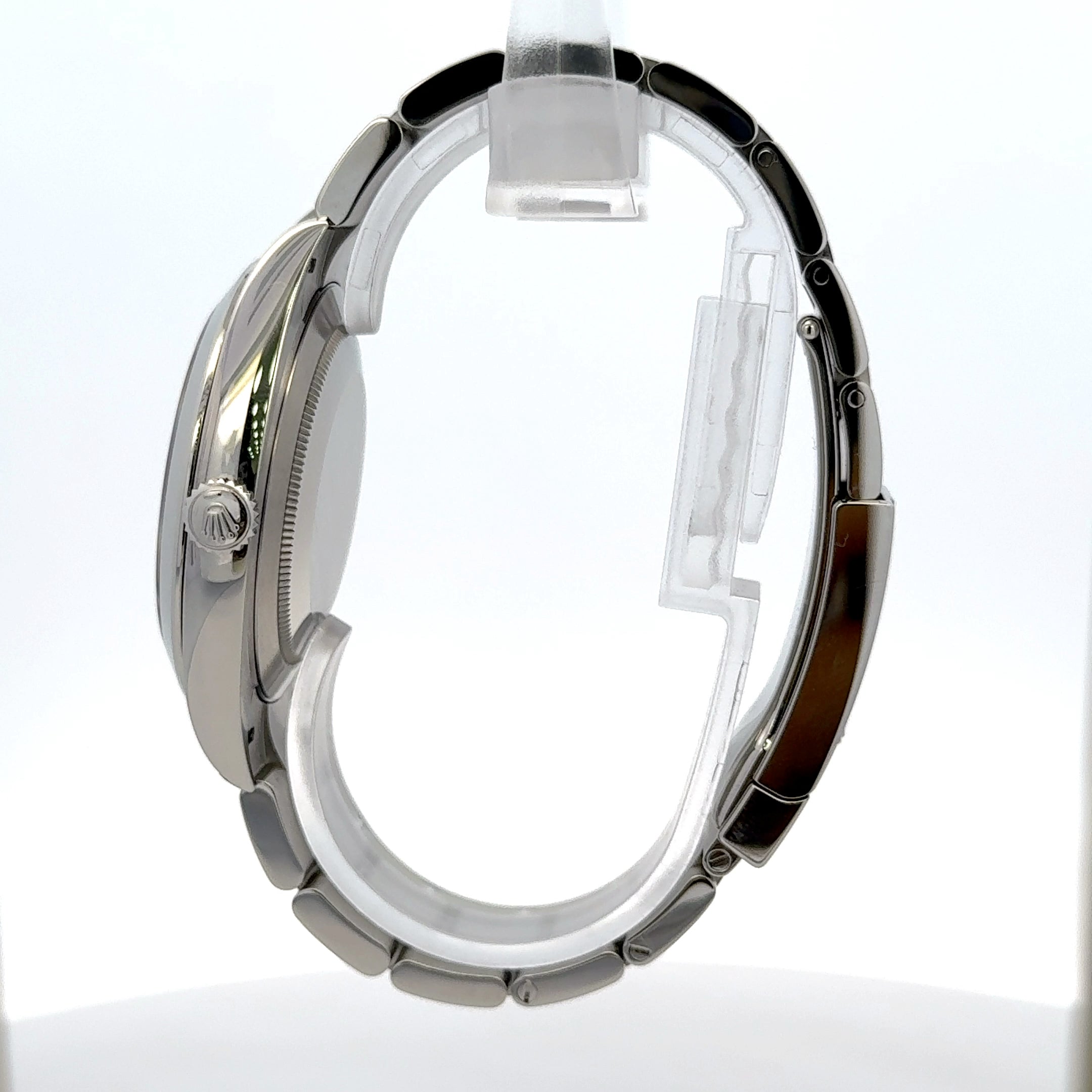 2024 Datejust #126300 - Oyster Band & Smooth Bezel