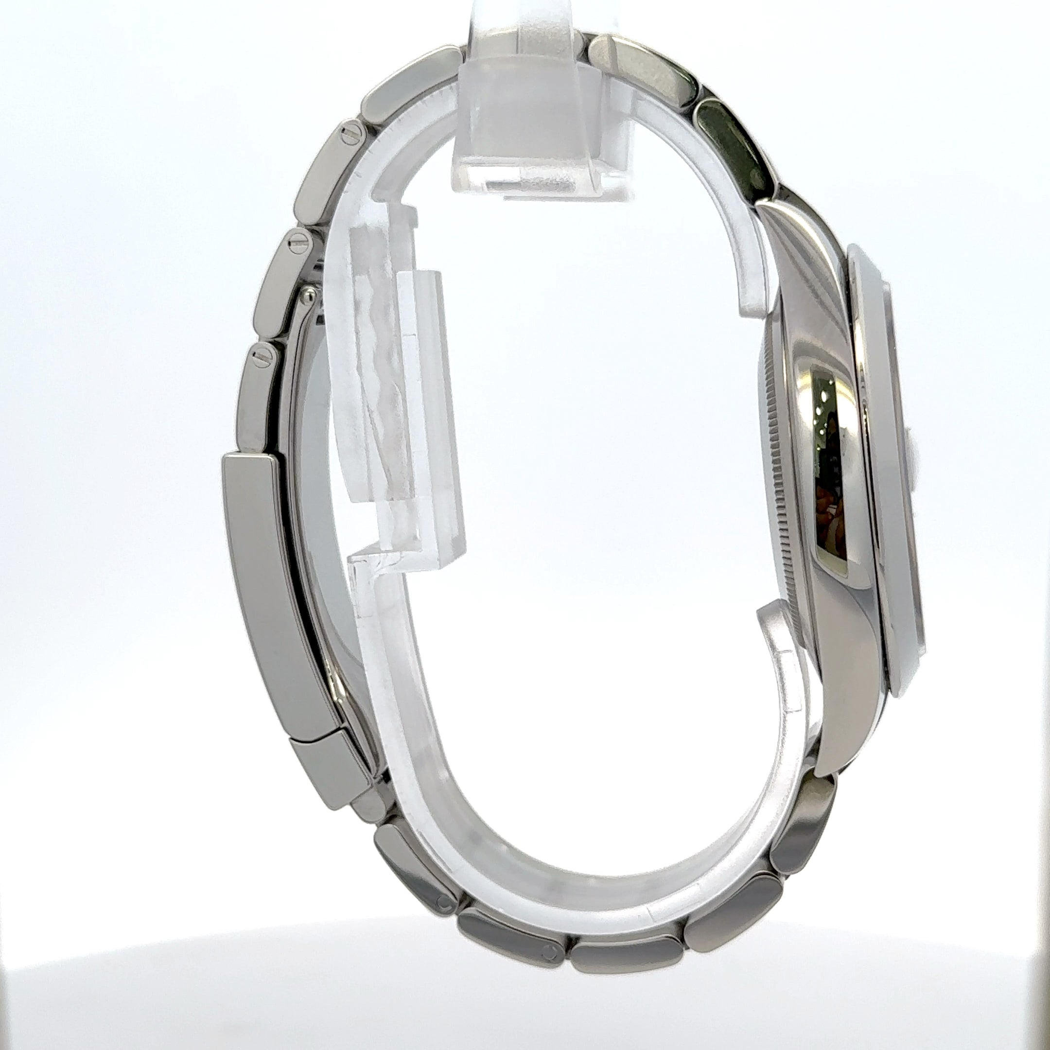 2024 Datejust #126300 - Oyster Band & Smooth Bezel