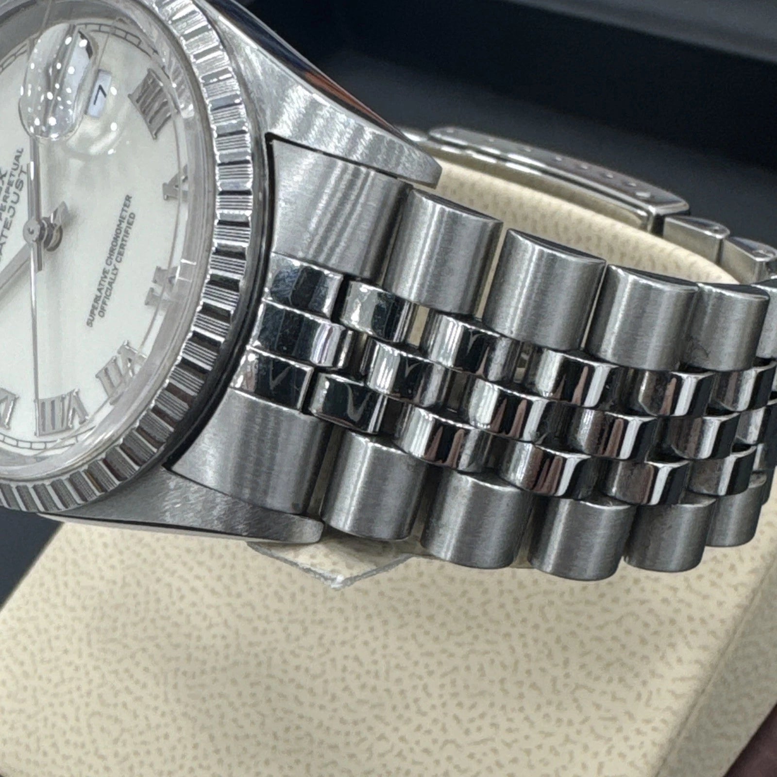 Rolex Datejust 16220 – Ivory Roman 36mm