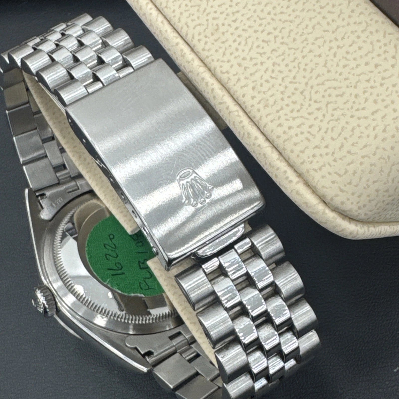 Rolex Datejust 16220 – Ivory Roman 36mm