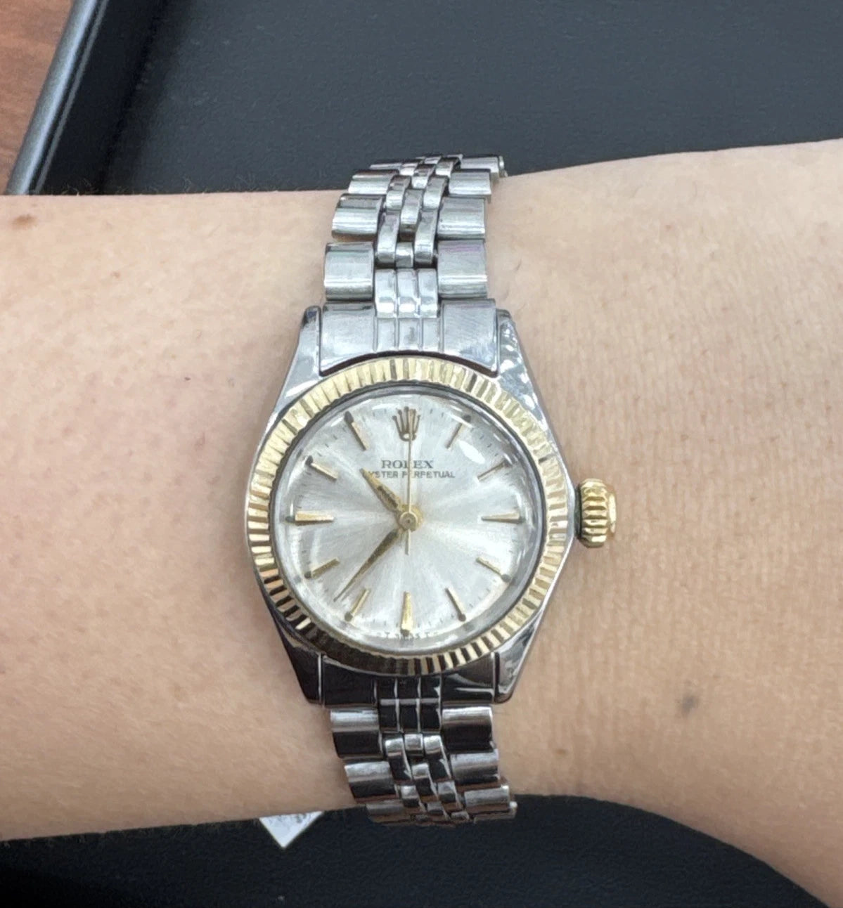 Vintage 1965 Ladies Rolex Oyster Perpetual 6619 – Gold Bezel