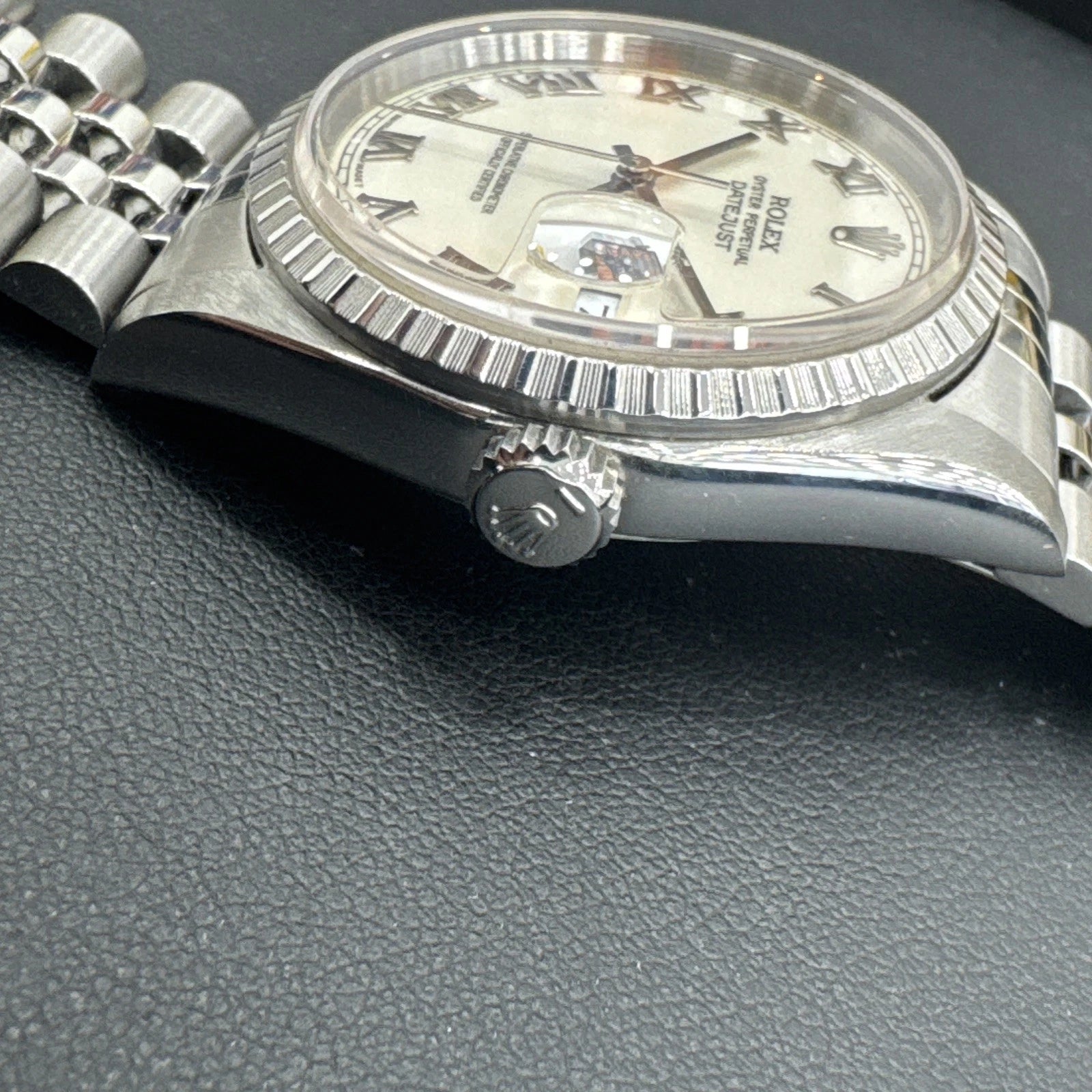 Rolex Datejust 16220 – Ivory Roman 36mm