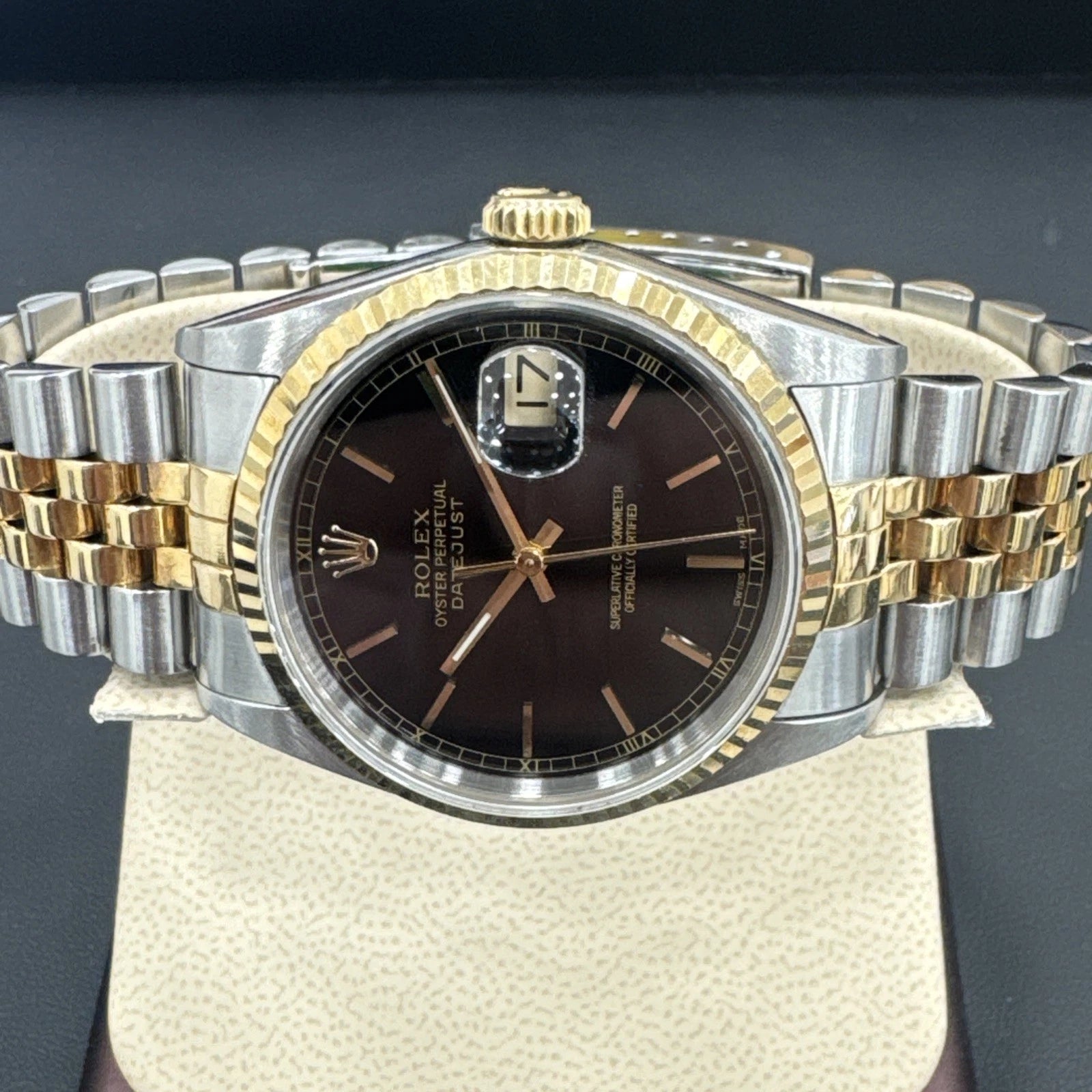Rolex Datejust 16233 Black Dial – 36mm – 1993 – Two tone