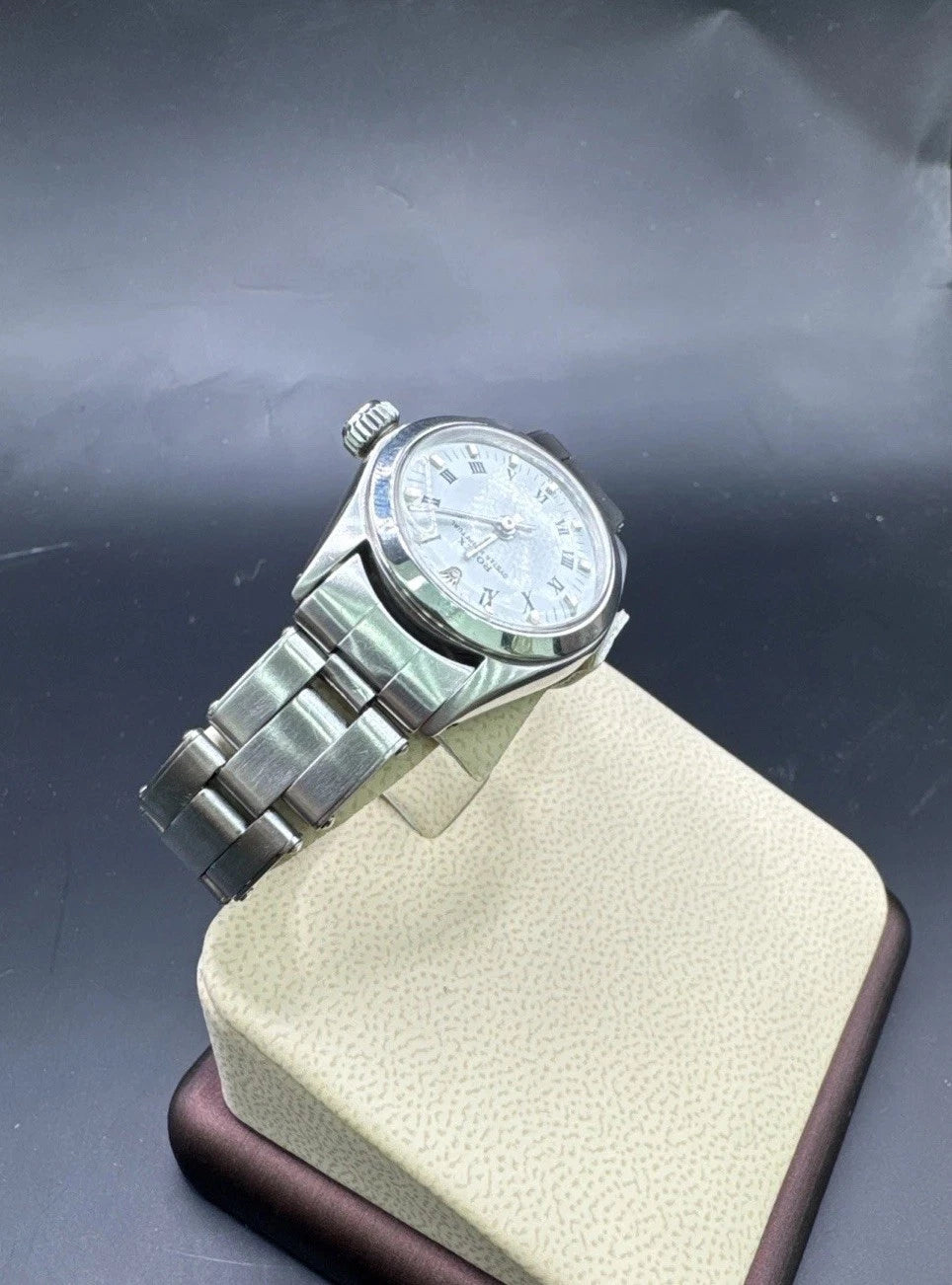 Vintage Ladies 1968 Rolex Silver
