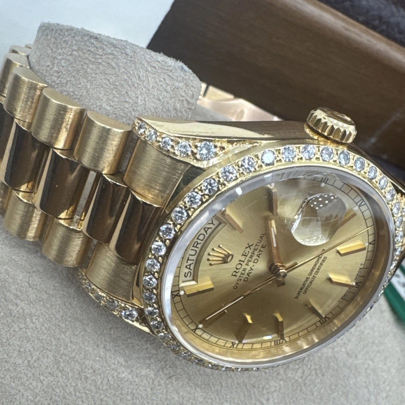 Rolex Day-Date “President” 18238 (1991) – 18K Yellow Gold, Original Box & Papers